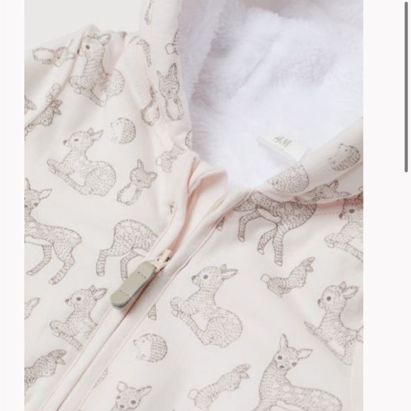 H&M Light Pink Baby 6-9 Month Faux Shearling-lined Overall with Deer - Picture 7 of 7